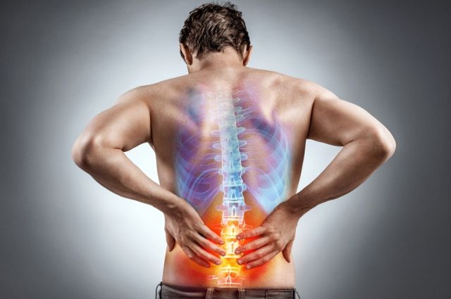 Як допомогти собі при болях у спині